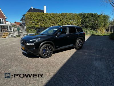 Nissan X-Trail E-Force 4WD 214pk Tekna SV