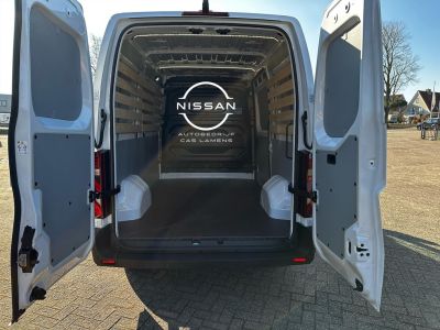 Nissan Interstar e L2H2 3.5T 87 kWh 143 1AT Limited