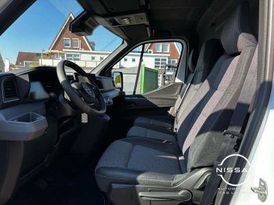 Nissan Interstar e L2H2 3.5T 87 kWh 143 1AT Limited