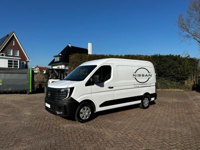 Nissan Interstar e L2H2 3.5T 87 kWh 143 1AT Limited