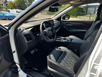 Nissan X-Trail E-Force 4WD 214pk Tekna SV