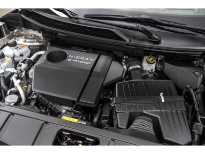 Nissan X-Trail E-Force 4WD 214pk 7pl Tekna Plus