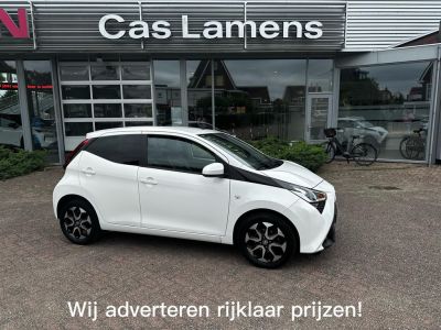 Toyota Aygo 1.0 VVT-i 72pk 5D x-play Clima / Camera /Apple carplay