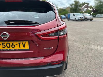 Nissan QASHQAI 1.3 DIG-T 140pk N-Connecta Vision Design pack