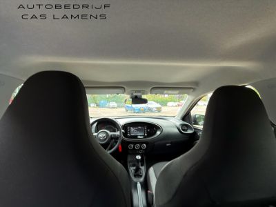 Toyota Aygo X 1.0 VVT-i MT 72pk Play