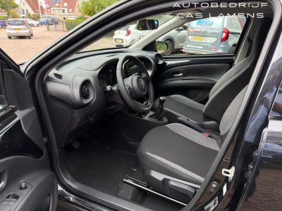Toyota Aygo X 1.0 VVT-i MT 72pk Play