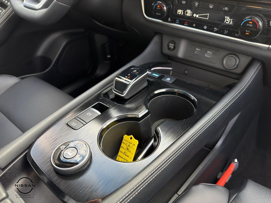 Nissan X-Trail E-Force 4WD 214pk 7pl Tekna Sun Pack afbeelding