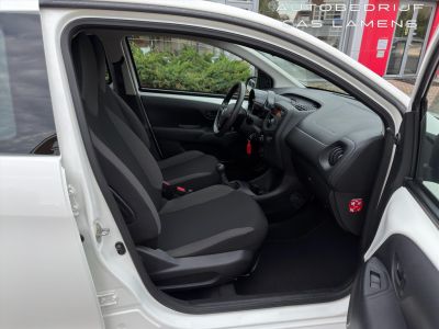 Toyota Aygo 1.0 VVT-i 69pk 5D x-fun Apple & Android audio