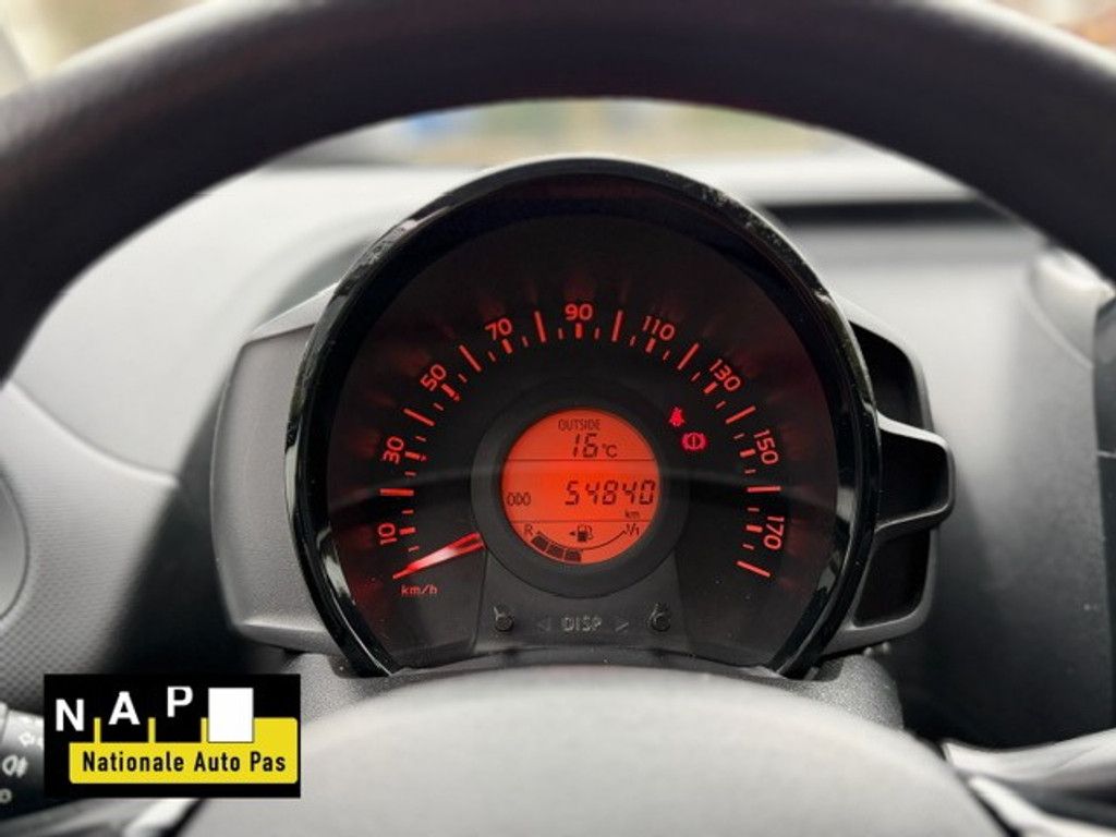 Toyota Aygo 1.0 VVT-i 72pk 5D x-fun Apple Carplay & Android auto afbeelding