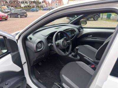 Toyota Aygo X 1.0 VVT-i MT 72pk Play
