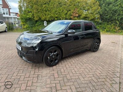 Nissan Micra 40 kWh Midnight